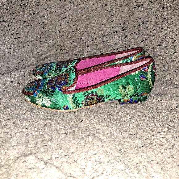 LE BABE SHOES- Made in Italy-Chinese Pattern Silk/Satin Tapestry Flats-Sz 37-NM - Picture 2 of 8